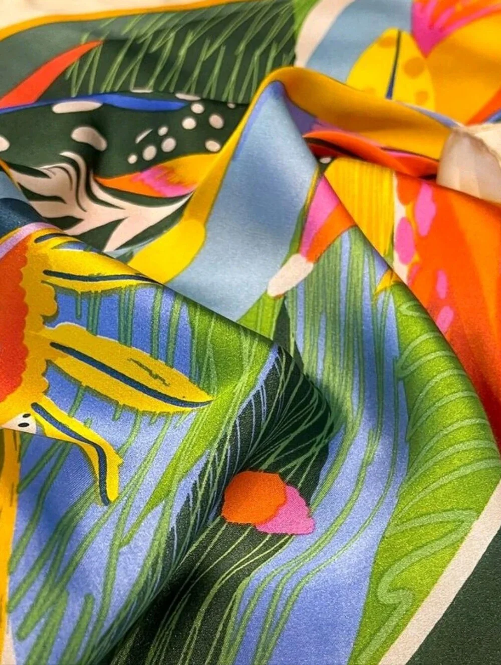 Silk-feel Colorful Abstract S Square Scarf - Multicolor Head & Neck Scarf